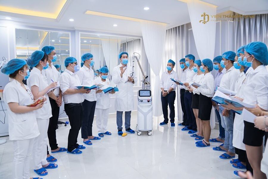 Đội ngũ Y Bác Sĩ chuyên môn cao tại Diva Spa Phan Rang - Ninh Thuận