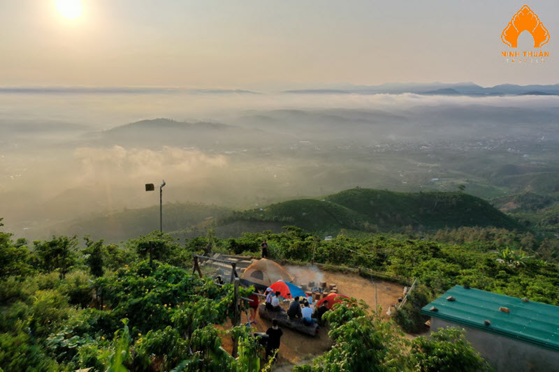 Núi Đại Bình Bảo Lộc – Điểm Lý Tưởng Ngắm Nhìn View “Triệu Đô”