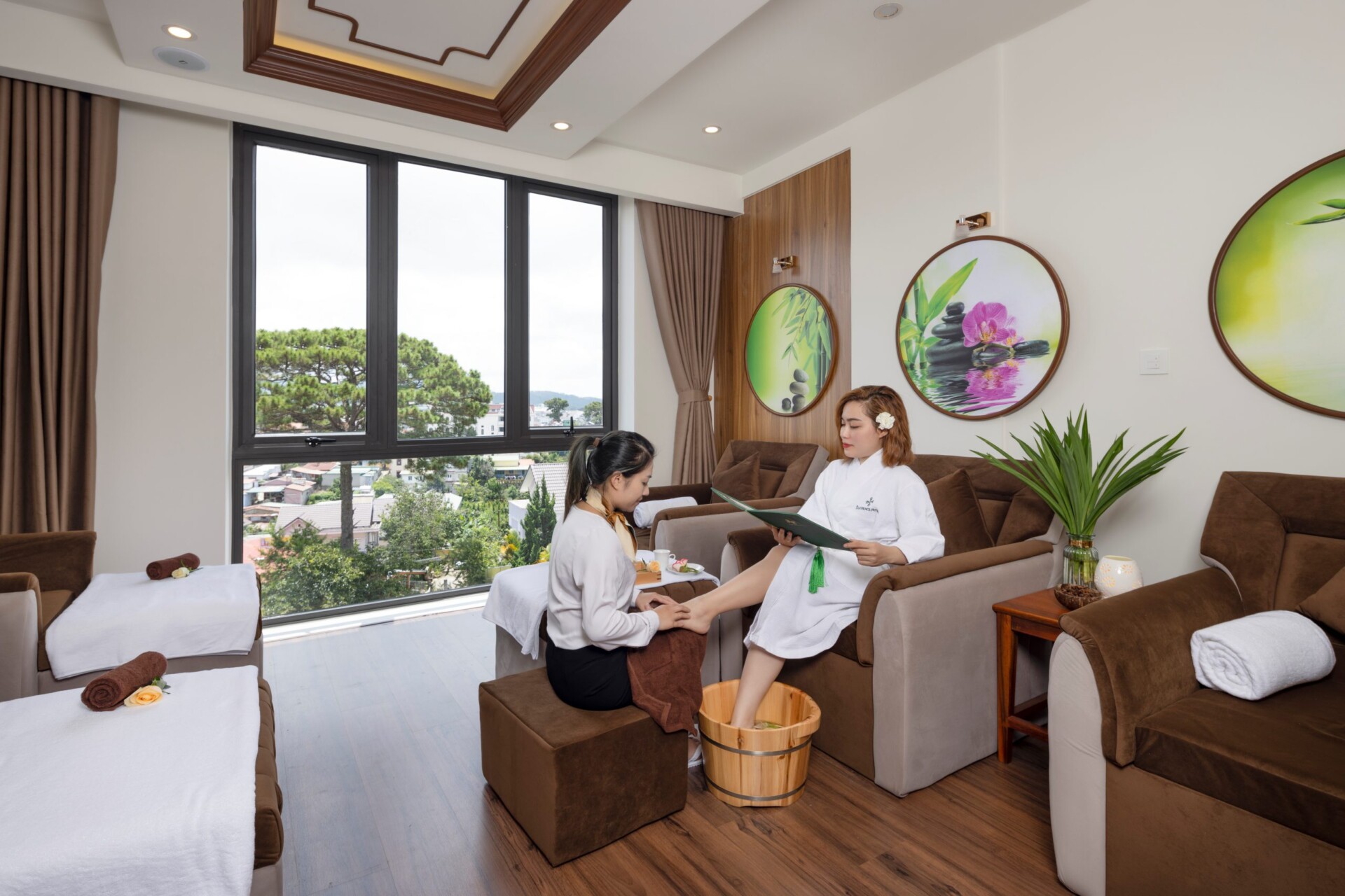 Trải nghiệm các dịch vụ spa tại Trầm Hương Spa & Massage