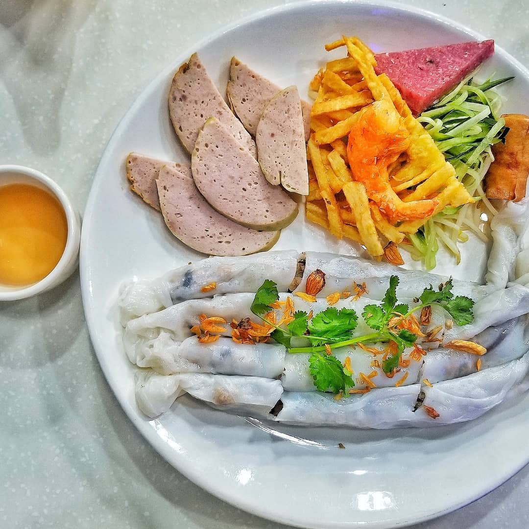 Bánh cuốn chả bò Đà Nẵng