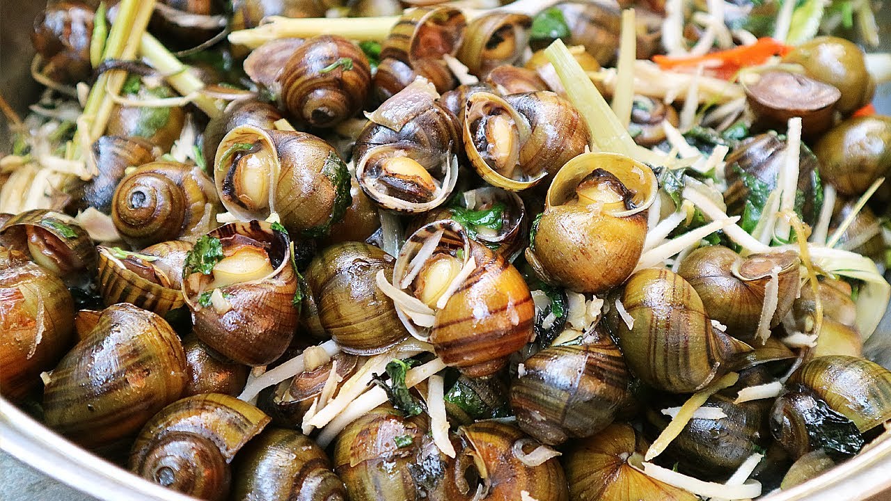 Ốc xào dừa