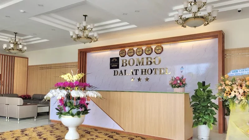 Khách sạn Bom Bo Đà Lạt