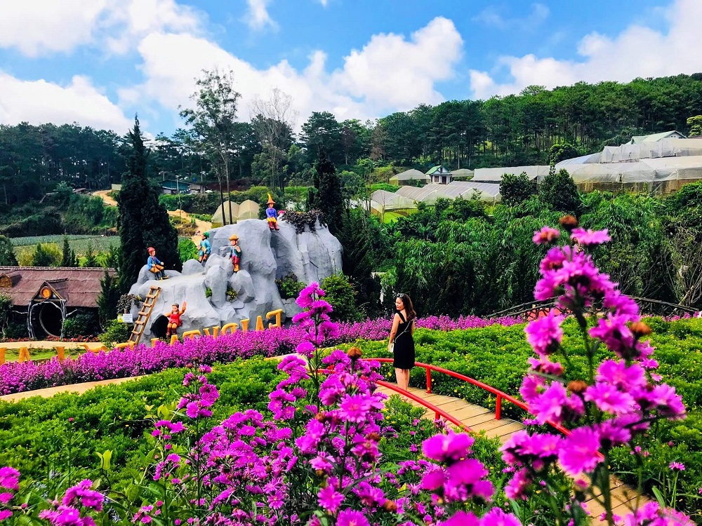 Không gian tại Dalat Fairytale Land đậm chất thơ