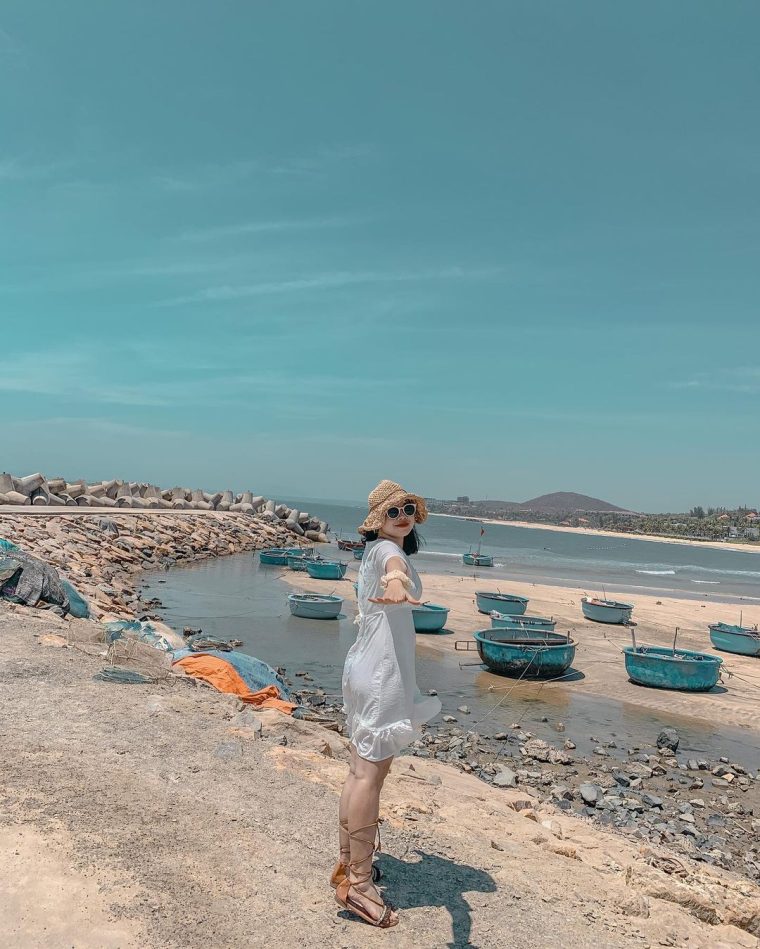 Khám phá các quán ăn ngon, rẻ tại bờ kè Phan Thiết