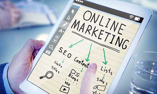 Điểm khác nhau cơ bản giữa marketing offline và marketing online