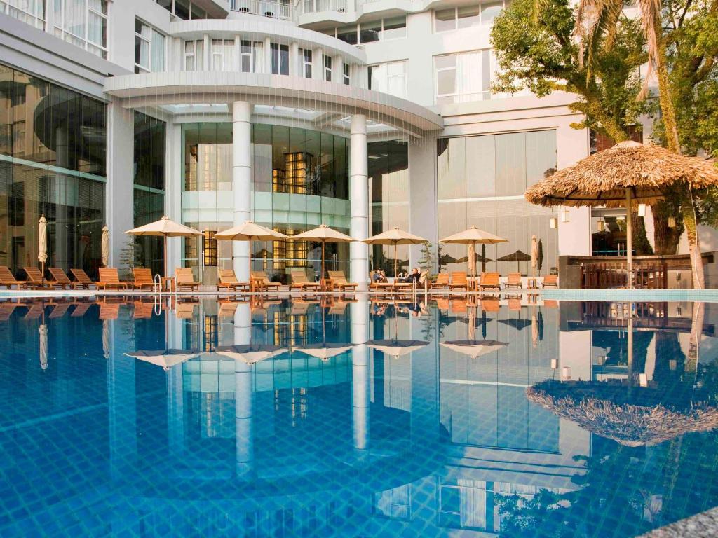 Khách sạn Novotel Hạ Long