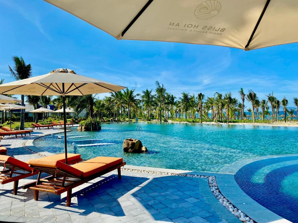 Bliss Hoi An Beach Resort & Wellness