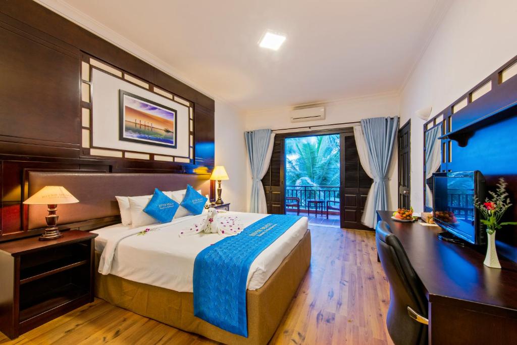 Hội An River Beach Resort & Residences