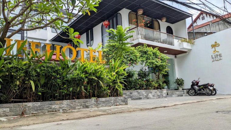 Life Boutique Hotel Hue