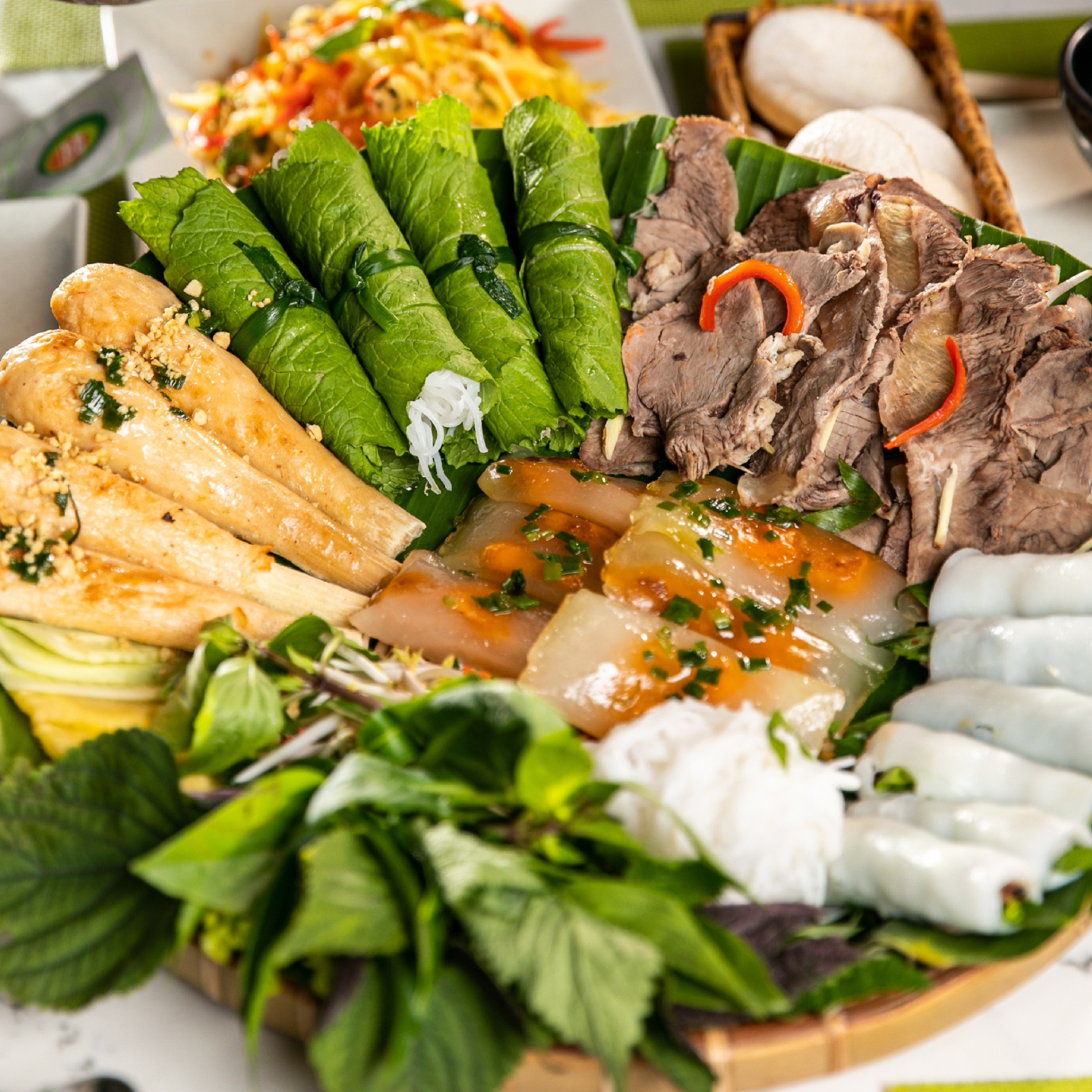 Nhà hàng Wrap & Roll – Hương vị cuốn đậm đà, giữ gìn tinh hoa của món Việt