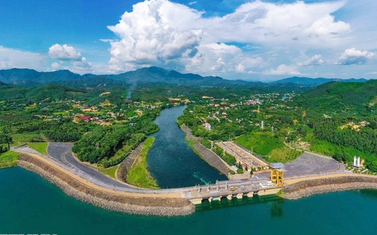 THÁC THUỶ ĐIỆN