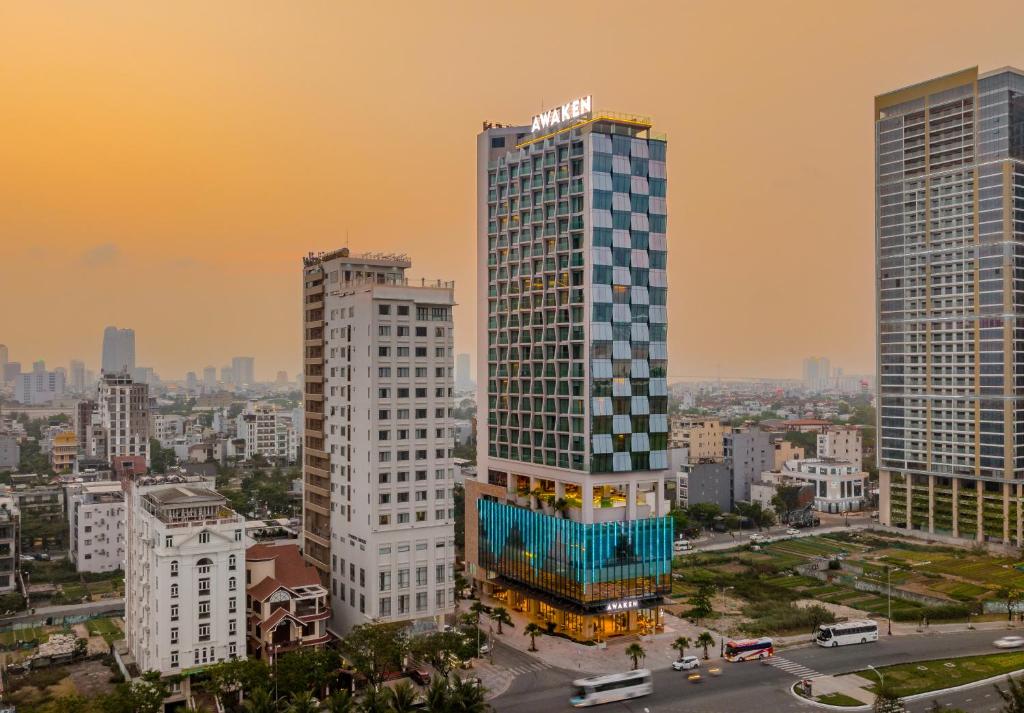 Awaken Da Nang Hotel