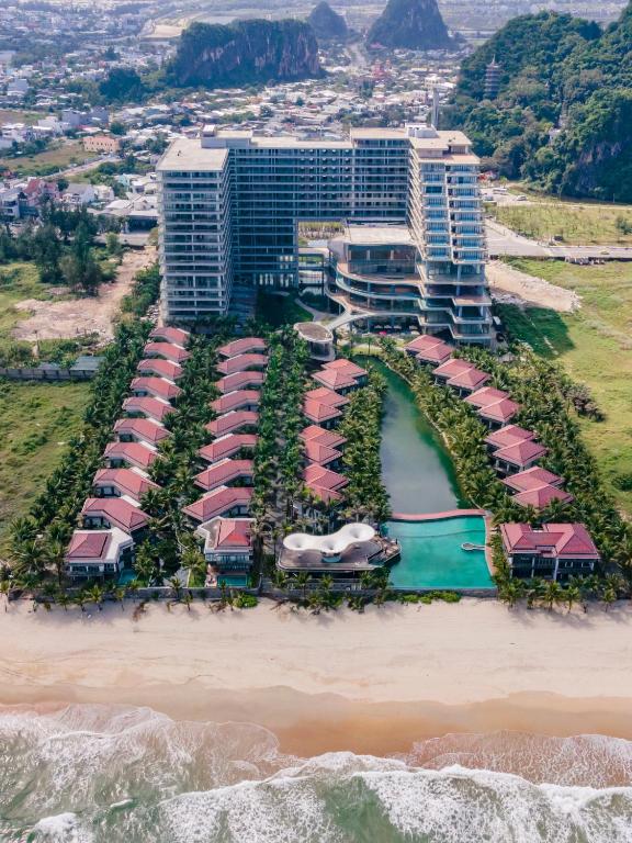 KOI Resort & Residence Da Nang