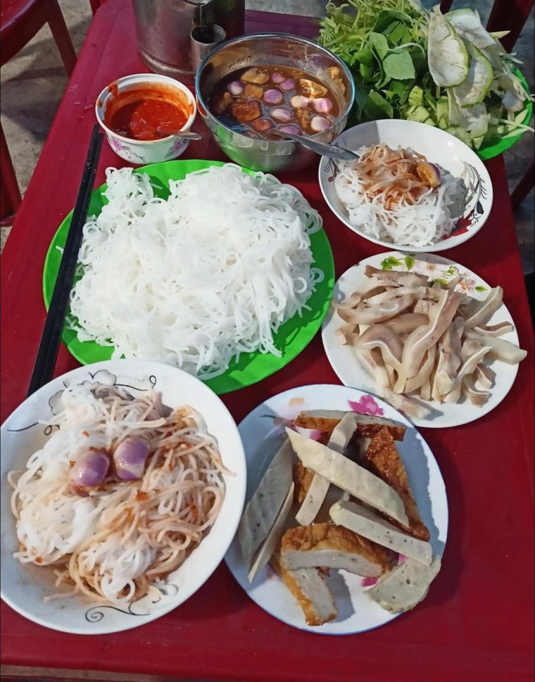 Bún Cá – Nêm – Nem Phan Rang: Hương Vị Truyền Thống Đặc Trưng của Phan Rang