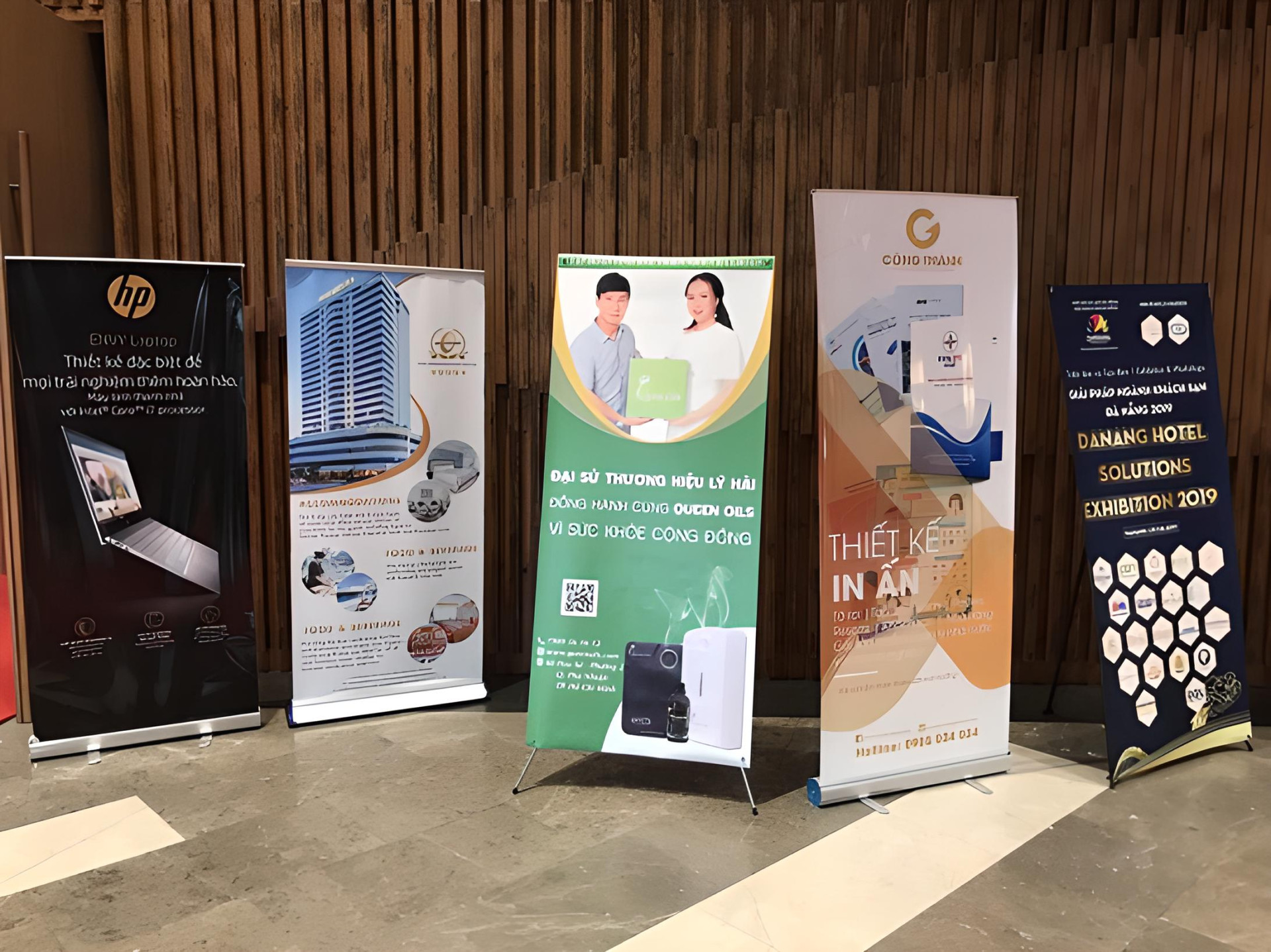 thiết kế standee giá rẻ tại Bảo Lộc